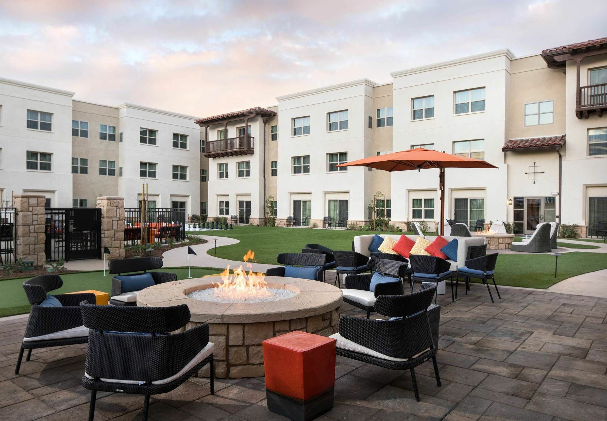 Residence Inn By Marriott Santa Barbara Goleta Santa Bárbara Exterior foto